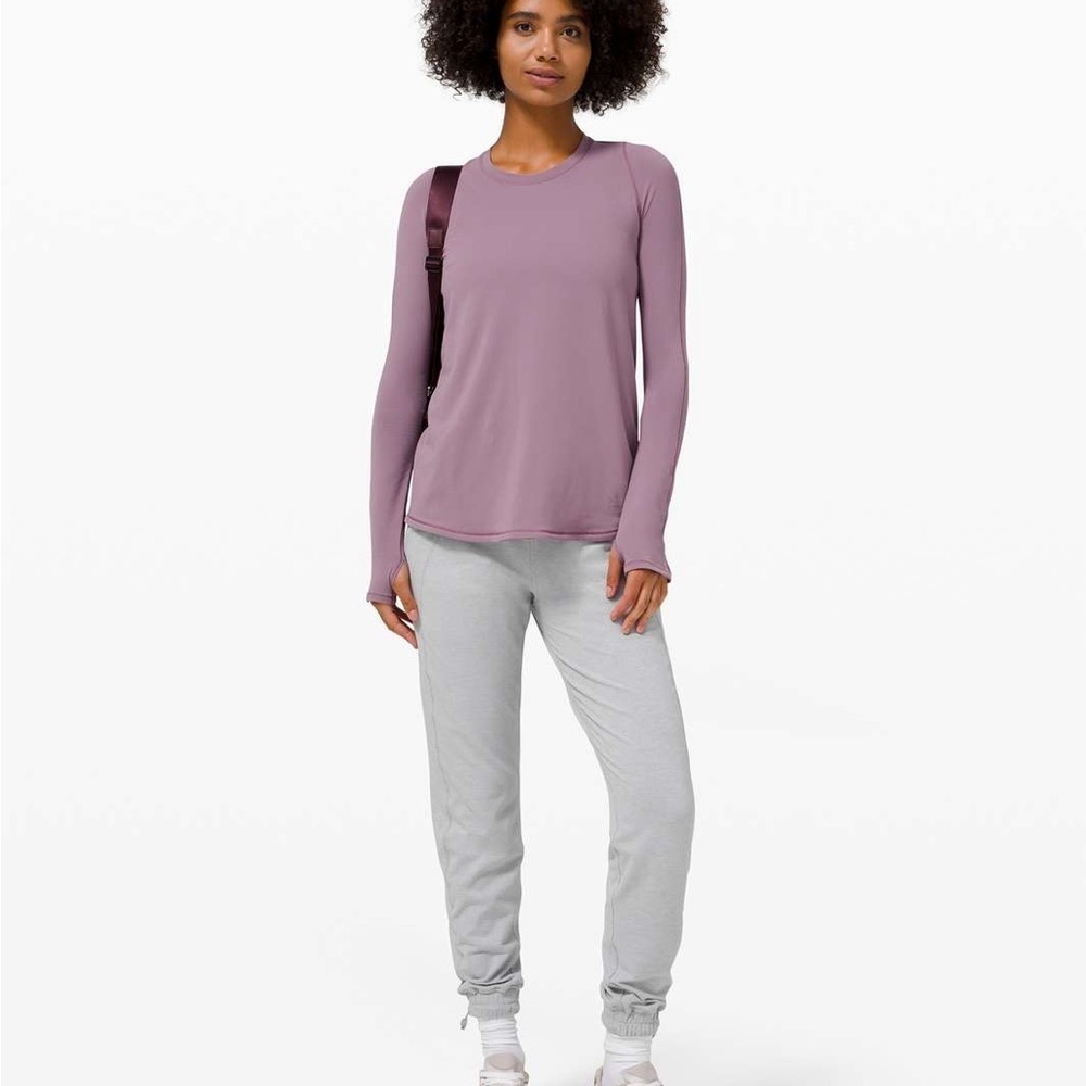 Rare!! Lululemon tuck and flow in heathered mulberry
